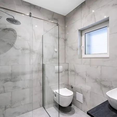 Apartment Maslina Kastela