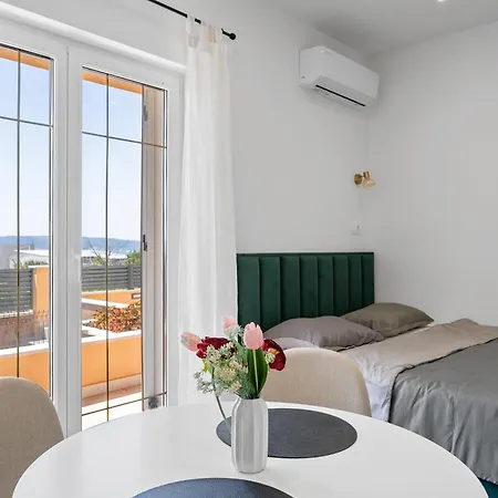 Maslina Apartment Kastela