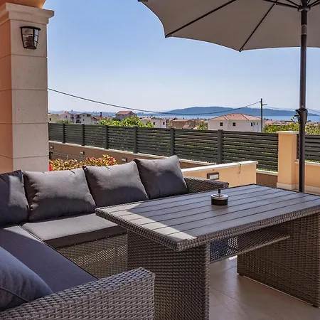 Maslina Apartment Kastela