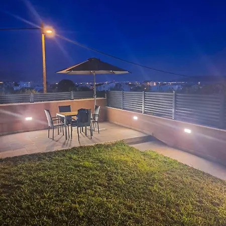 Apartment Maslina Kastela